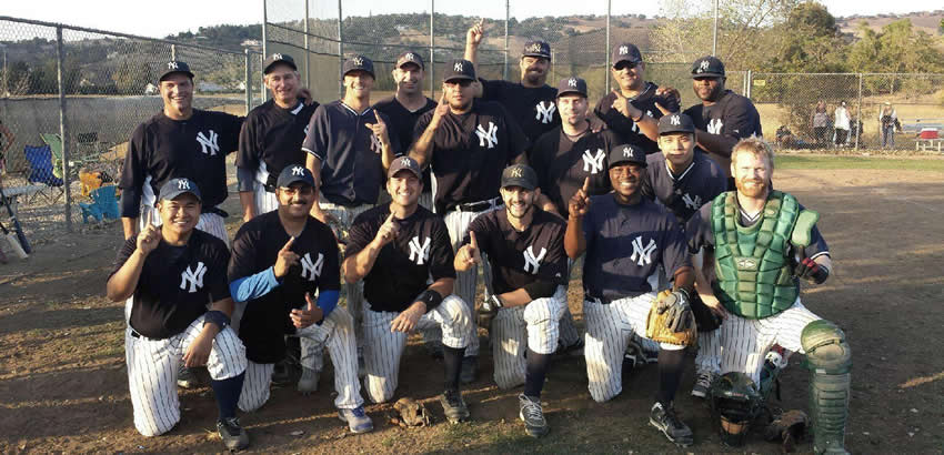 2014 Ettare Champion Yankees Team Photo!